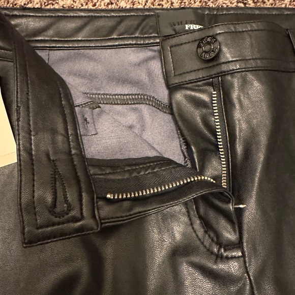 Wilfred Free Black Faux Leather Women Pants, NWTS, size 4 zipper entry - Picture 6 of 15